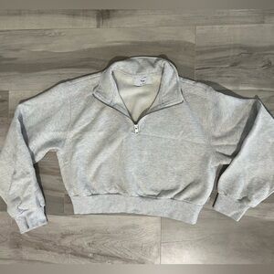Aritzia cropped sweatshirt